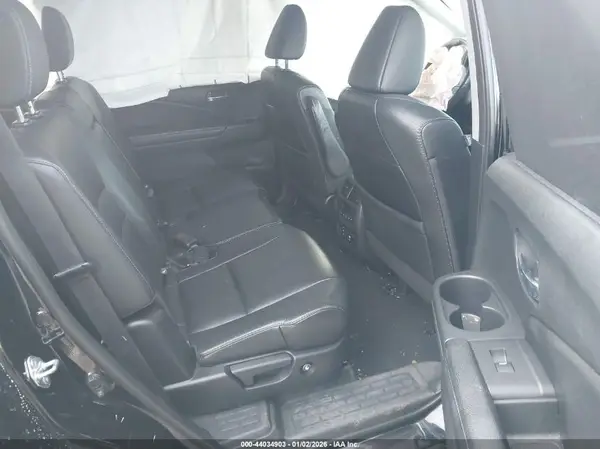5FNYF6H92HB060138 2017 HONDA PILOT - Image 8