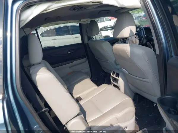 5FNYF6H92HB065890 2017 HONDA PILOT - Image 8