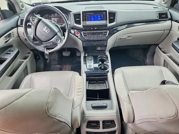 5FNYF6H92HB076887 2017 HONDA PILOT - Image 8