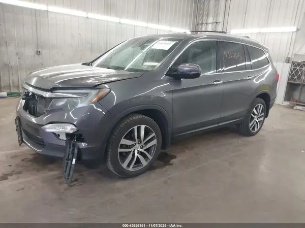 5FNYF6H92HB090062 2017 HONDA PILOT - Image 2