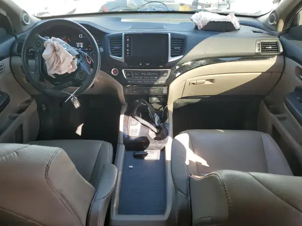 5FNYF6H92HB092491 2017 HONDA PILOT - Image 8