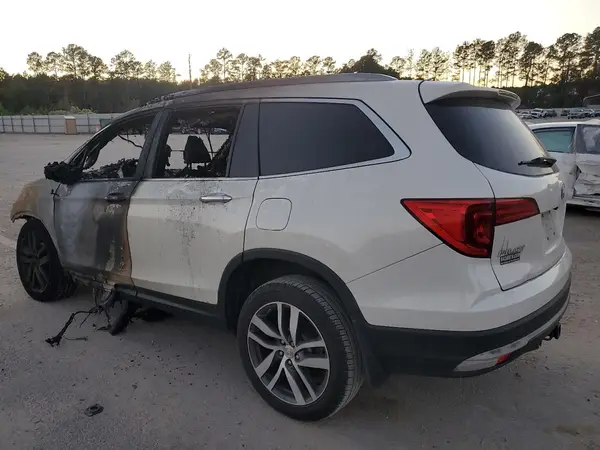 5FNYF6H92HB092510 2017 HONDA PILOT - Image 2