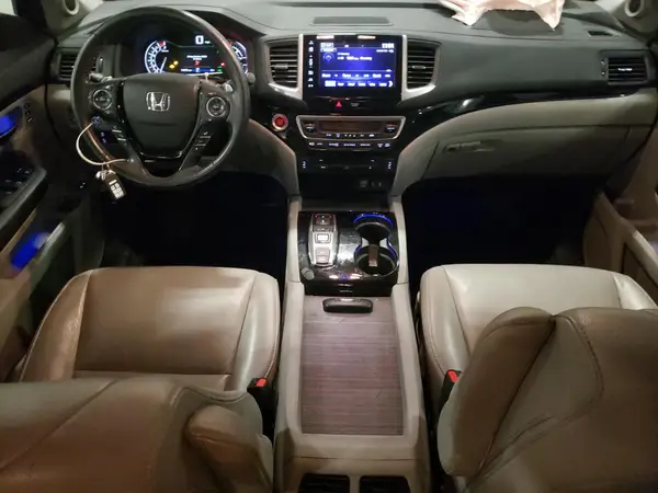 5FNYF6H92HB093950 2017 HONDA PILOT - Image 8