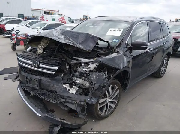 5FNYF6H92HB096461 2017 HONDA PILOT - Image 2