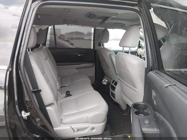 5FNYF6H92HB096461 2017 HONDA PILOT - Image 8