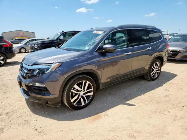 5FNYF6H92HB099828 2017 HONDA PILOT - Image 1