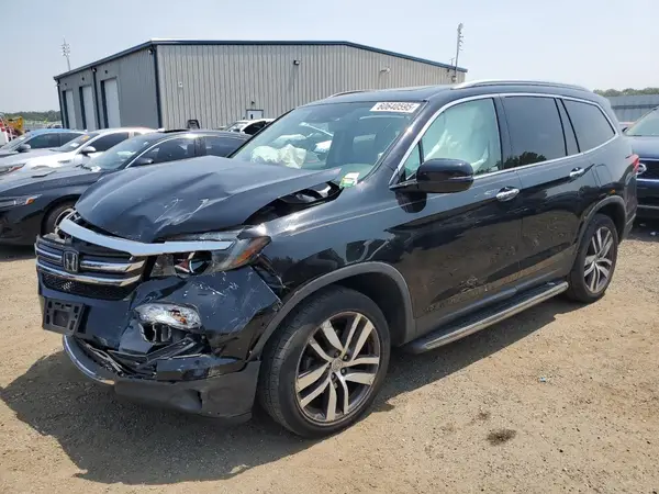 5FNYF6H92HB104607 2017 HONDA PILOT - Image 1