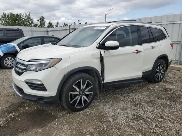 5FNYF6H92HB500018 2017 HONDA PILOT - Image 1
