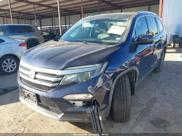 5FNYF6H92JB039182 2018 HONDA PILOT - Image 2