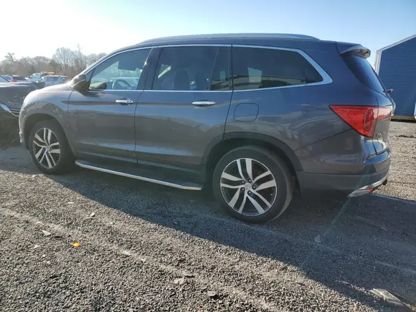 5FNYF6H92JB048965 2018 HONDA PILOT - Image 2