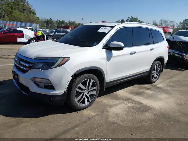 5FNYF6H92JB053499 2018 HONDA PILOT - Image 2