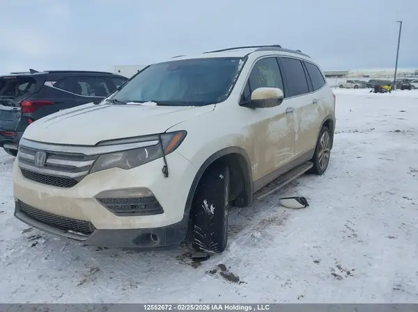 5FNYF6H92JB504866 2018 HONDA PILOT - Image 2