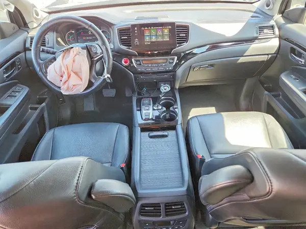 5FNYF6H92KB004739 2019 HONDA PILOT - Image 8