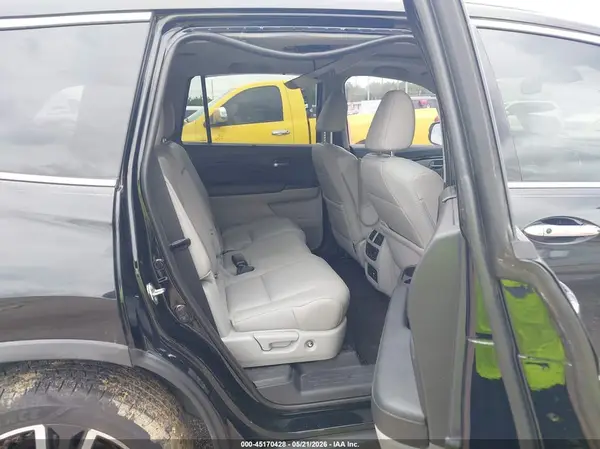 5FNYF6H92KB038986 2019 HONDA PILOT - Image 8