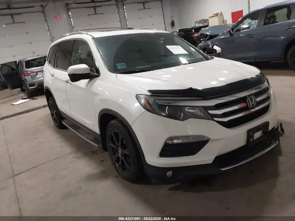 5FNYF6H93GB078601 2016 HONDA PILOT - Image 1