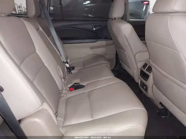 5FNYF6H93GB078601 2016 HONDA PILOT - Image 8