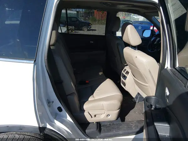 5FNYF6H93GB088805 2016 HONDA PILOT - Image 8