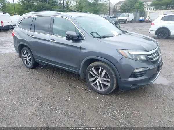 5FNYF6H93GB122421 2016 HONDA PILOT - Image 1