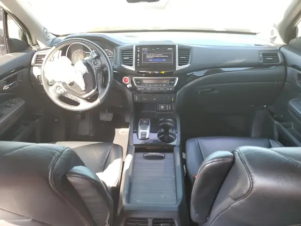 5FNYF6H93HB004757 2017 HONDA PILOT - Image 8
