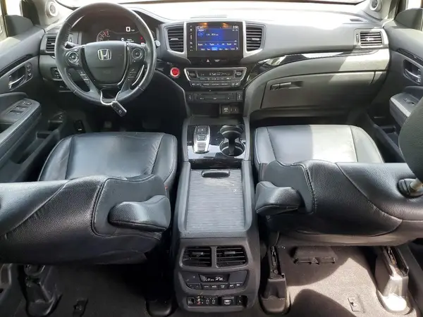 5FNYF6H93HB010994 2017 HONDA PILOT - Image 8
