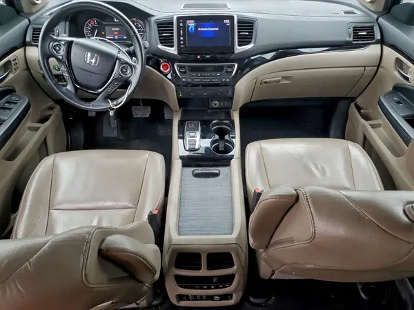 5FNYF6H93HB017279 2017 HONDA PILOT - Image 8