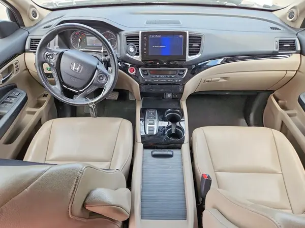 5FNYF6H93HB020490 2017 HONDA PILOT - Image 8