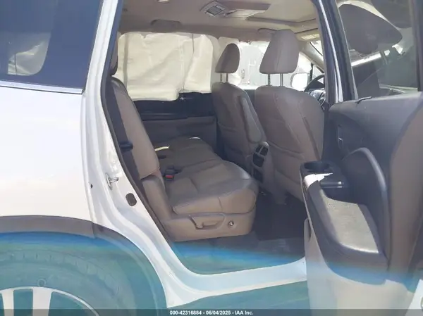 5FNYF6H93HB021848 2017 HONDA PILOT - Image 8