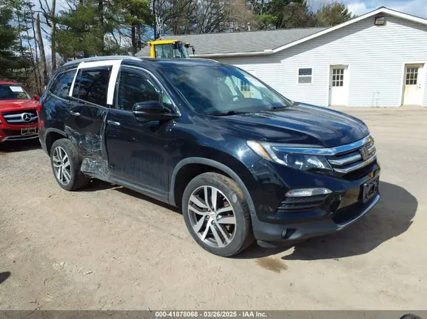 5FNYF6H93HB028122 2017 HONDA PILOT - Image 1