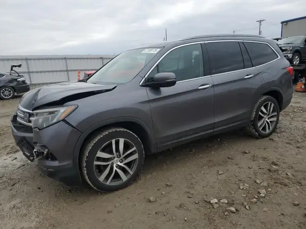 5FNYF6H93HB037810 2017 HONDA PILOT - Image 1