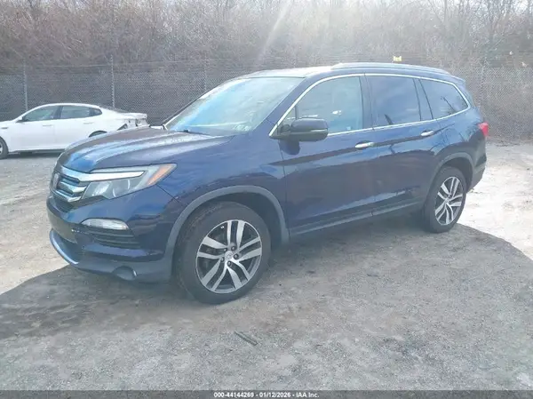 5FNYF6H93HB039038 2017 HONDA PILOT - Image 2