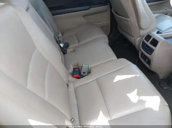 5FNYF6H93HB048032 2017 HONDA PILOT - Image 8