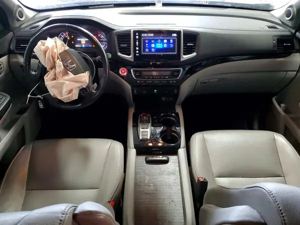 5FNYF6H93HB057362 2017 HONDA PILOT - Image 8