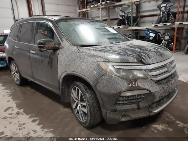 5FNYF6H93HB064814 2017 HONDA PILOT - Image 1