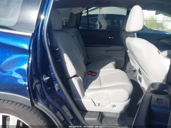 5FNYF6H93HB066398 2017 HONDA PILOT - Image 8