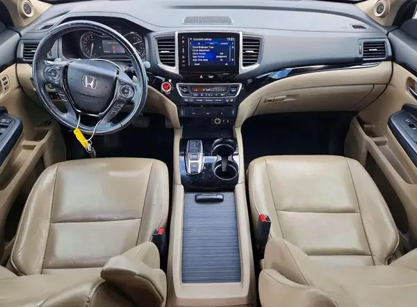 5FNYF6H93HB072671 2017 HONDA PILOT - Image 8
