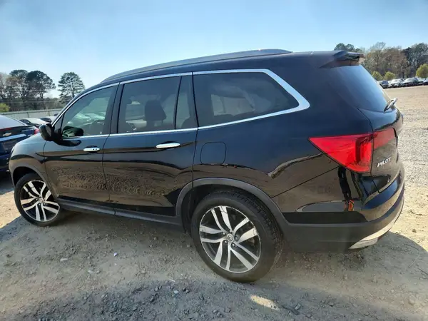 5FNYF6H93HB093794 2017 HONDA PILOT - Image 2