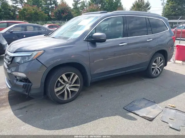 5FNYF6H93HB095058 2017 HONDA PILOT - Image 2