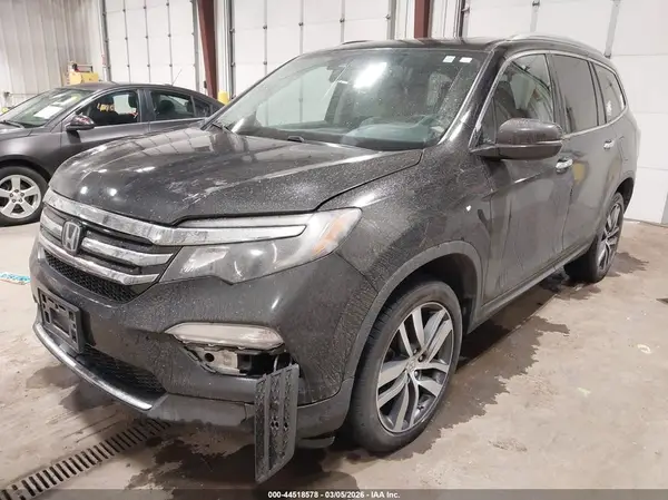 5FNYF6H93HB096467 2017 HONDA PILOT - Image 2
