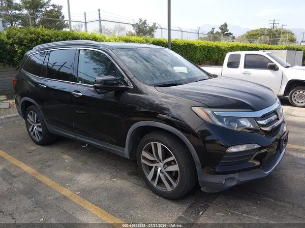 5FNYF6H93JB006417 2018 HONDA PILOT - Image 1