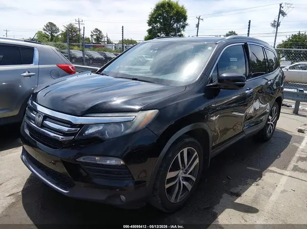 5FNYF6H93JB009396 2018 HONDA PILOT - Image 2