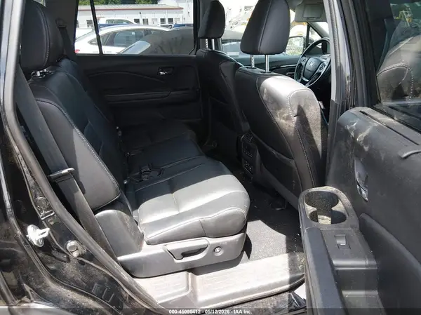 5FNYF6H93JB009396 2018 HONDA PILOT - Image 8