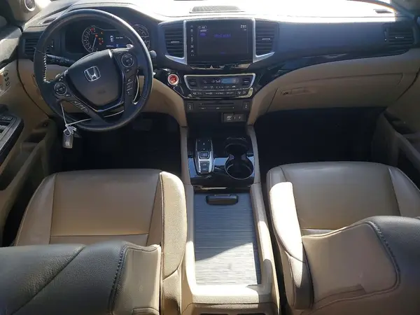 5FNYF6H93JB020351 2018 HONDA PILOT - Image 8