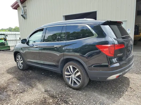 5FNYF6H93JB025100 2018 HONDA PILOT - Image 2