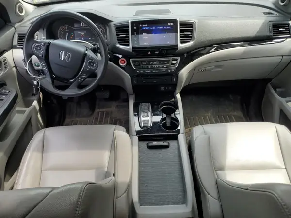 5FNYF6H93JB025100 2018 HONDA PILOT - Image 8
