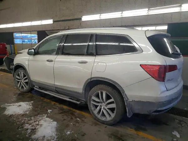 5FNYF6H93JB026165 2018 HONDA PILOT - Image 2