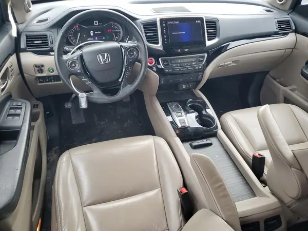 5FNYF6H93JB041040 2018 HONDA PILOT - Image 8