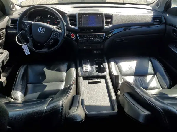 5FNYF6H93JB041975 2018 HONDA PILOT - Image 8