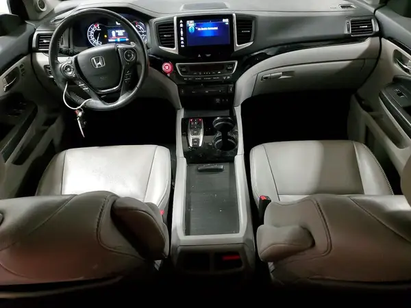 5FNYF6H93JB062812 2018 HONDA PILOT - Image 8