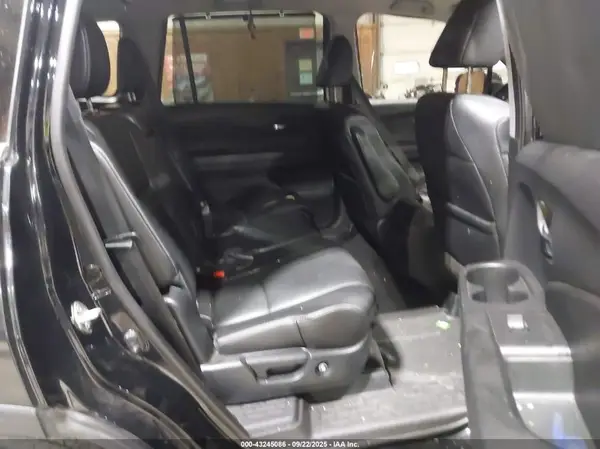 5FNYF6H93JB063572 2018 HONDA PILOT - Image 8