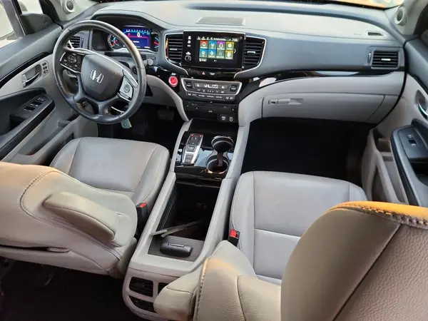 5FNYF6H93KB057093 2019 HONDA PILOT - Image 8
